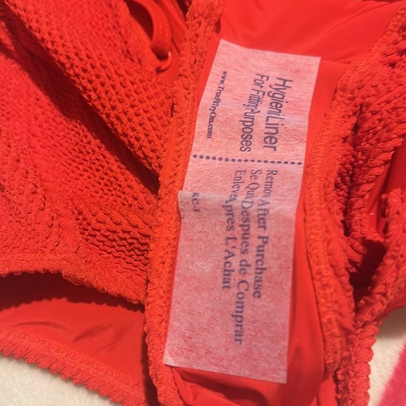 NWT Good American Always Fits One-Piece Swimsuit Size 3/4 - Picture 7 of 9